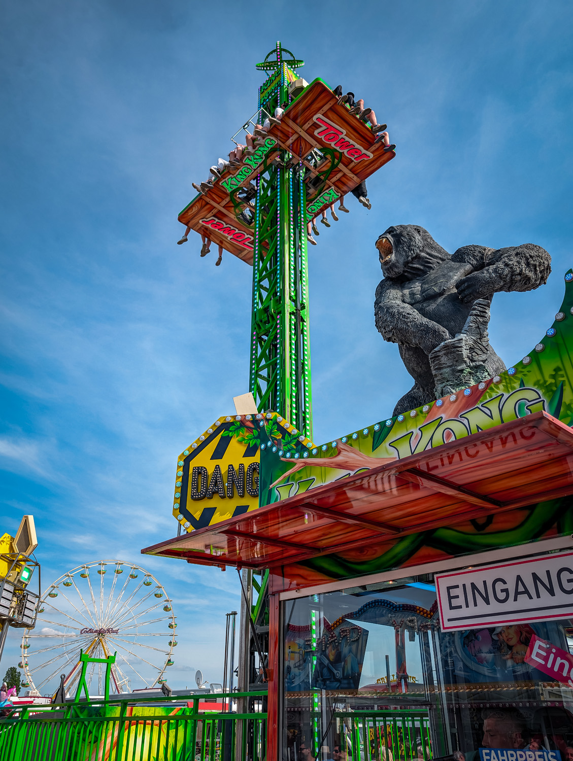 Hochfahrkarussell<br>King Kong Tower
