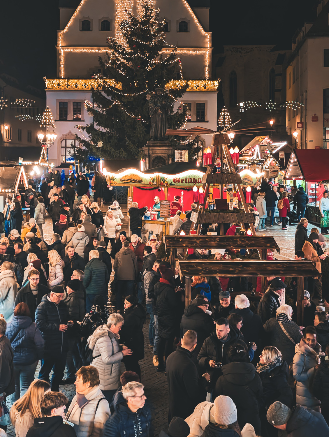 PXL_20251206_163741520.NIGHT