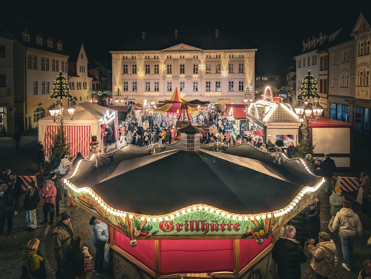 PXL_20251206_164003786.NIGHT